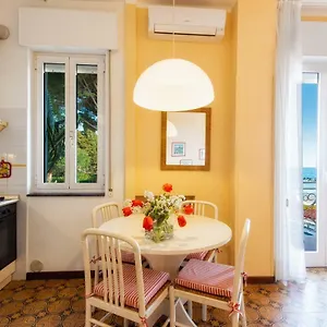 Marina Aparthotel